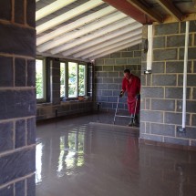 Mayhew Easyscreed floor screeding project